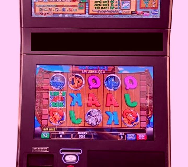 Chicken Storm slot game