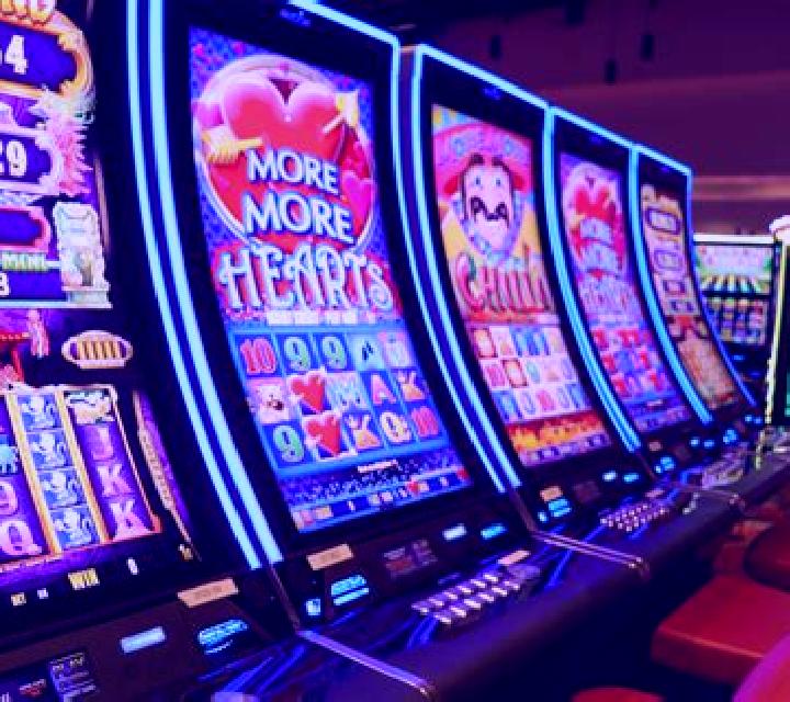 Deal Me In slot