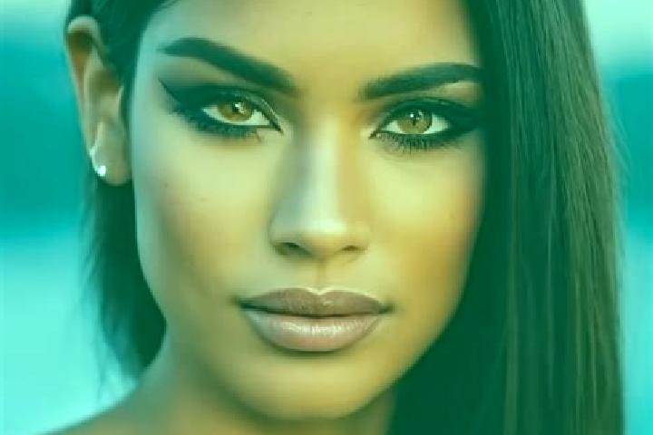 Diamond Mystery 100 Imperial Crown Deluxe slot game