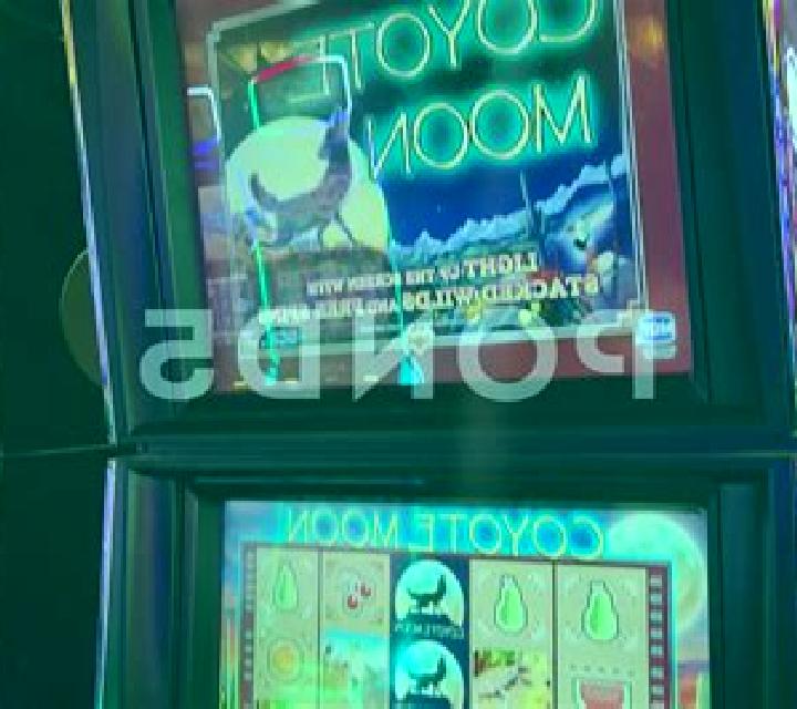 Fire Coins: Hold and Win online slot