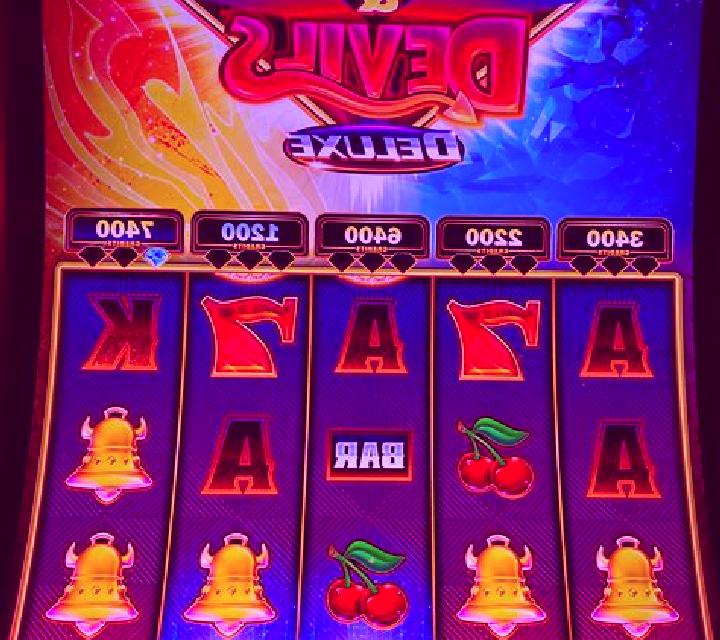 Golden Lucky Cat online slot