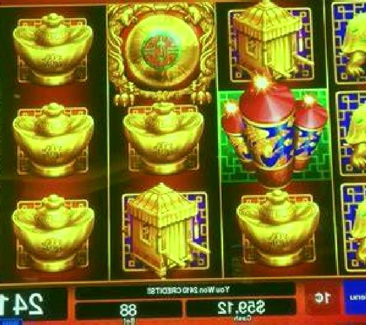 Hold & Flip Poker Frenzy slot