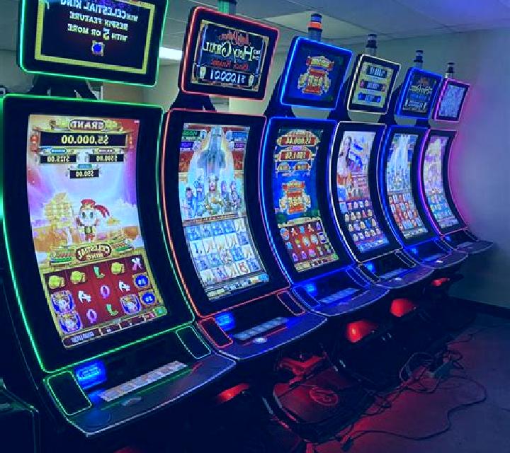 Stars Invaders Classic slot machine